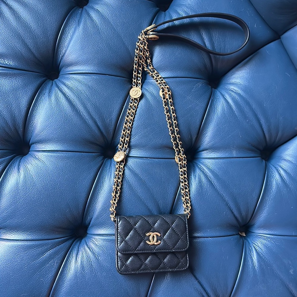 Chanel 2022 vanity on chain. Bought in St. Tropez boutique in 2022